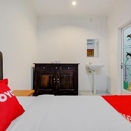 Oyo 2463 Bali Balangan Hotel Jimbaran Esterno foto