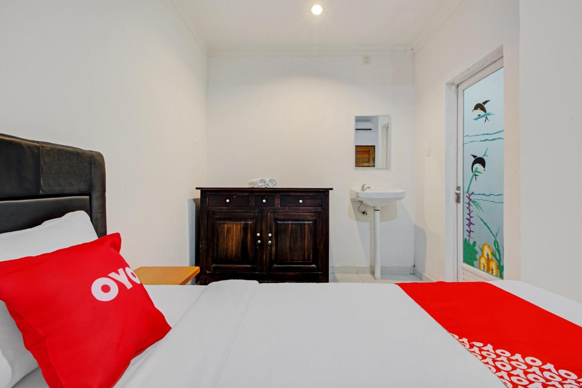 Oyo 2463 Bali Balangan Hotel Jimbaran Esterno foto