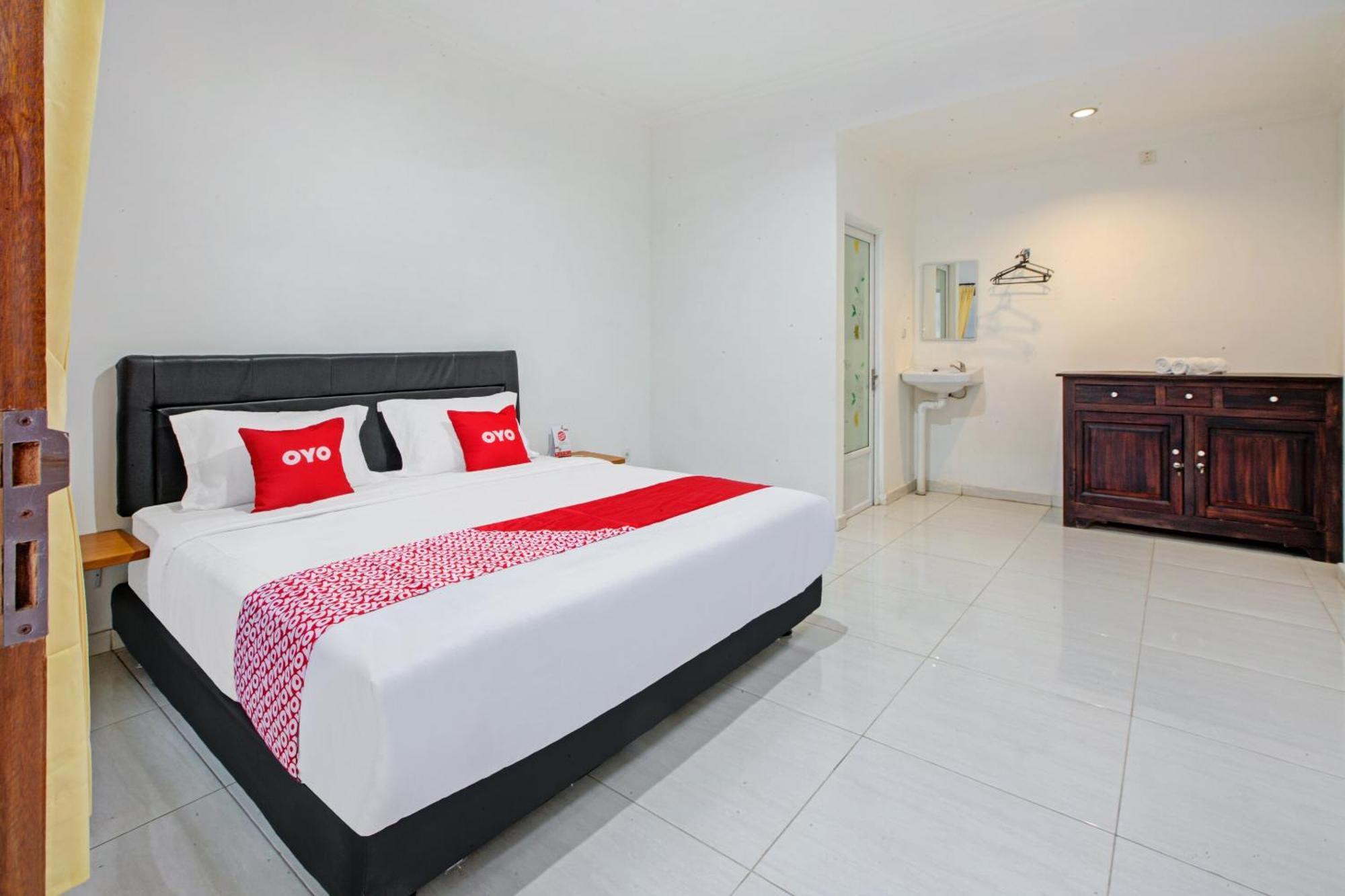 Oyo 2463 Bali Balangan Hotel Jimbaran Esterno foto